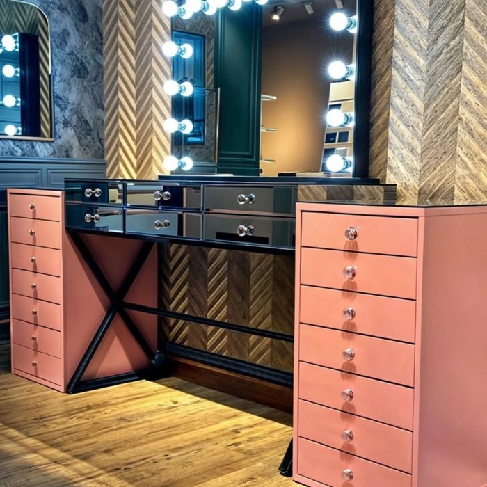 Pembe Çekmeceli Luxury Özel Seri Siyah Makyaj Masası